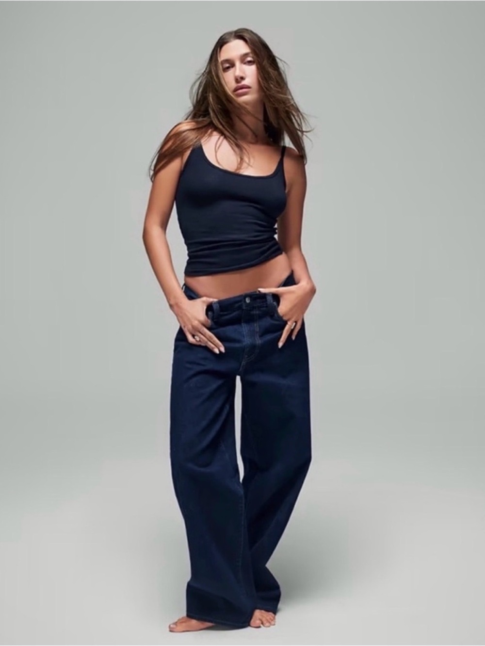 HAILEY BIEBER GAP EXTRA BAGGY JEAN (Midnight Indigo)
